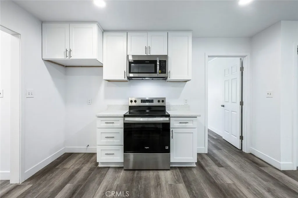 6513 N Anna, Fresno, California 93710 home-pic-17