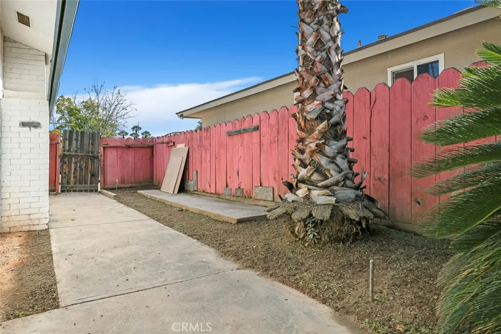 6513 N Anna, Fresno, California 93710 home-pic-44