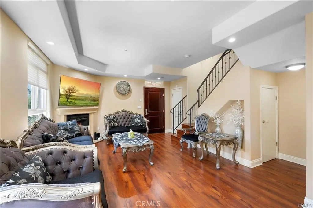 11323 Huston 1, North Hollywood, California 91601 home-pic-7