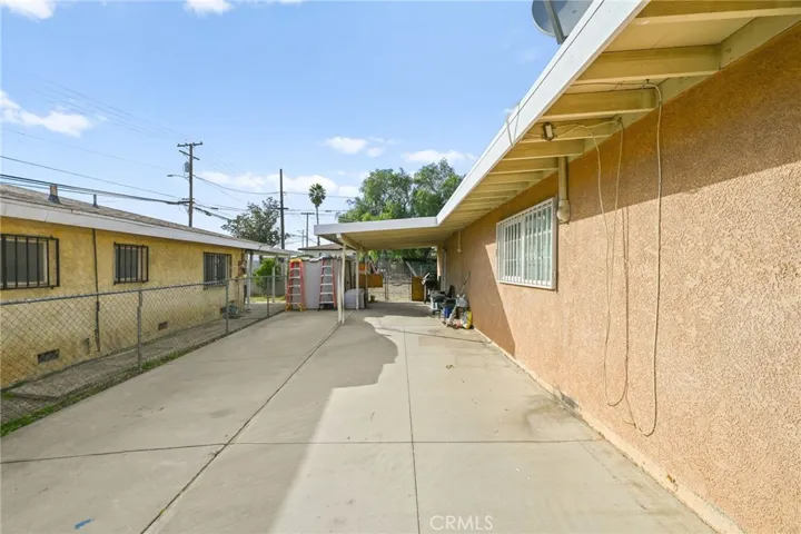 231 N Allen, Banning, California 92220