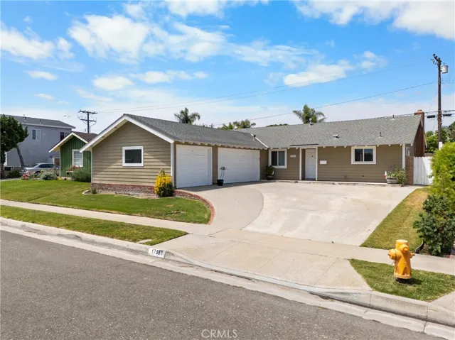 17551 Misty, Huntington Beach, California 92649
