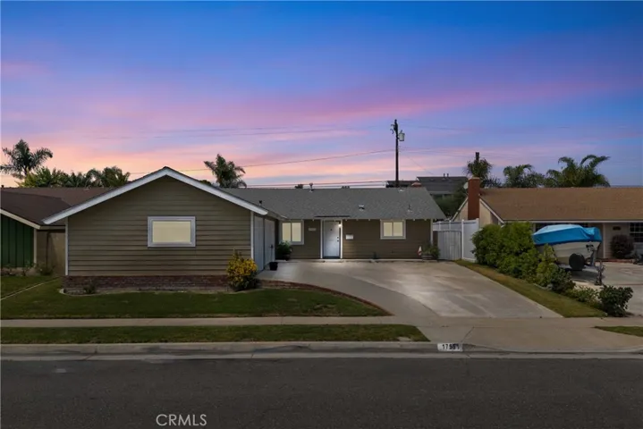 17551 Misty, Huntington Beach, California 92649