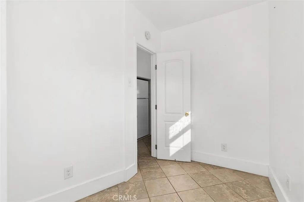 1728 E Florida Street, Long Beach, California 90802 home-pic-14