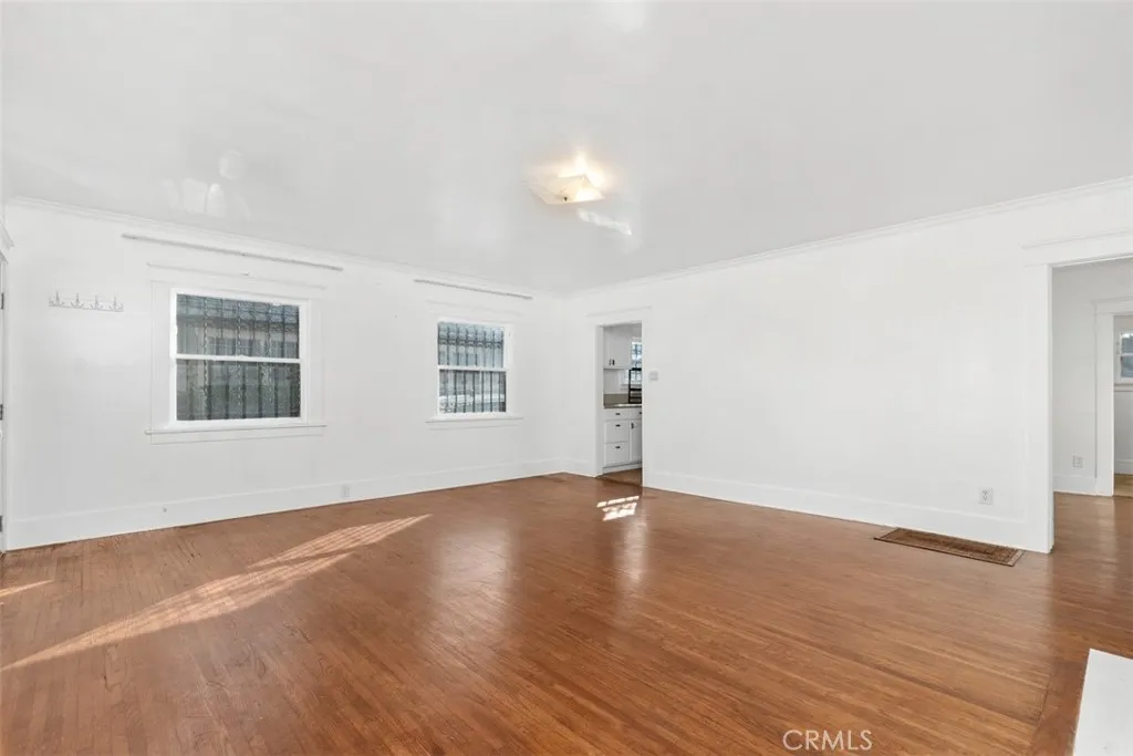 1728 E Florida Street, Long Beach, California 90802 home-pic-4