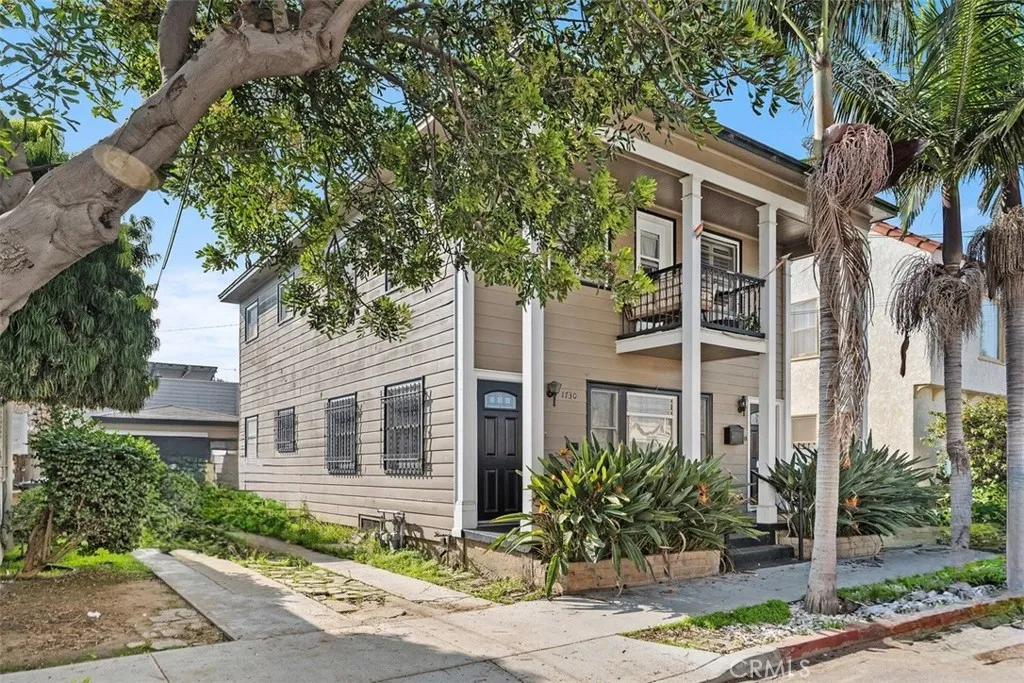 1728 E Florida Street, Long Beach, California 90802 home-pic-0