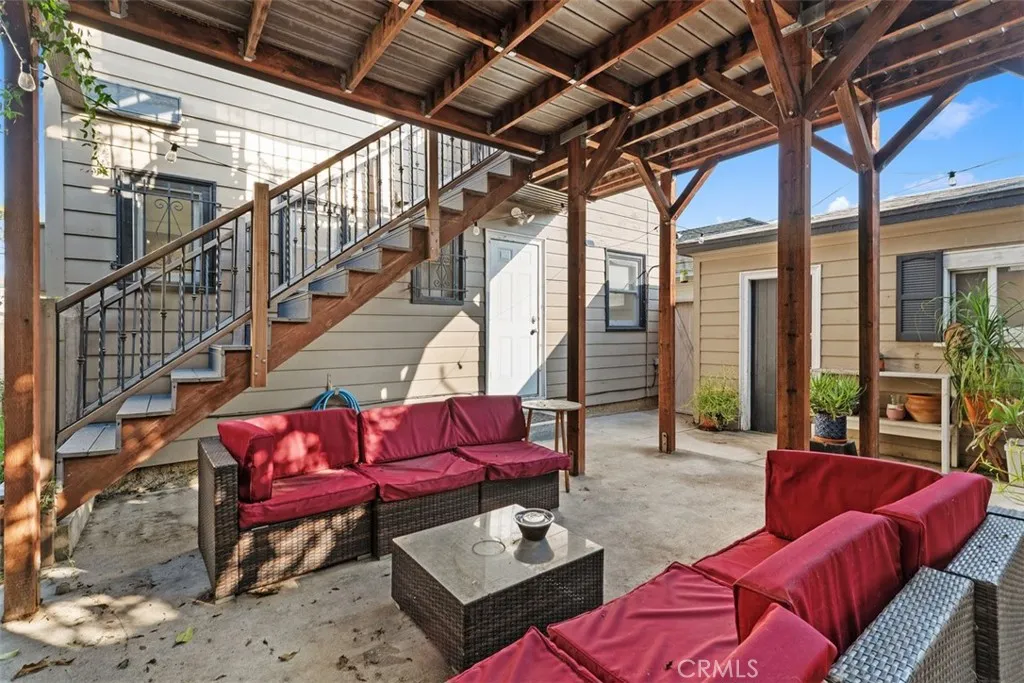 1728 E Florida Street, Long Beach, California 90802 home-pic-16