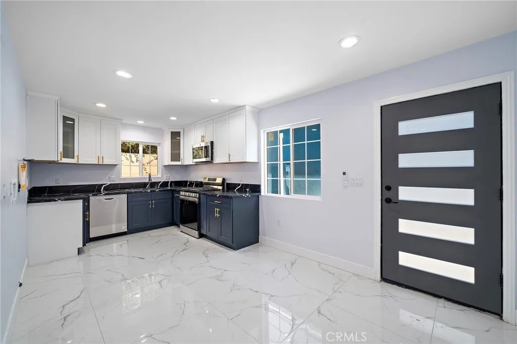 14712 Newland Street, Midway City, California 92655 home-pic-35