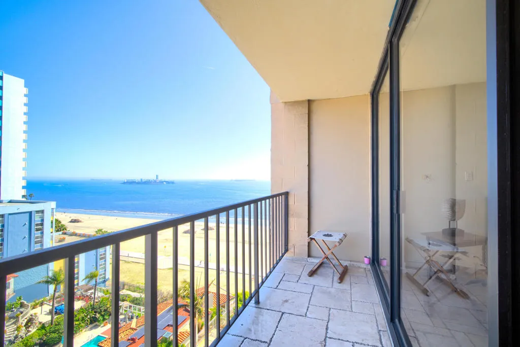 1750 E Ocean Boulevard 903, Long Beach, California 90802 home-pic-0