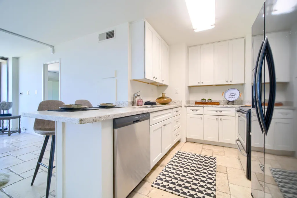 1750 E Ocean Boulevard 903, Long Beach, California 90802 home-pic-3