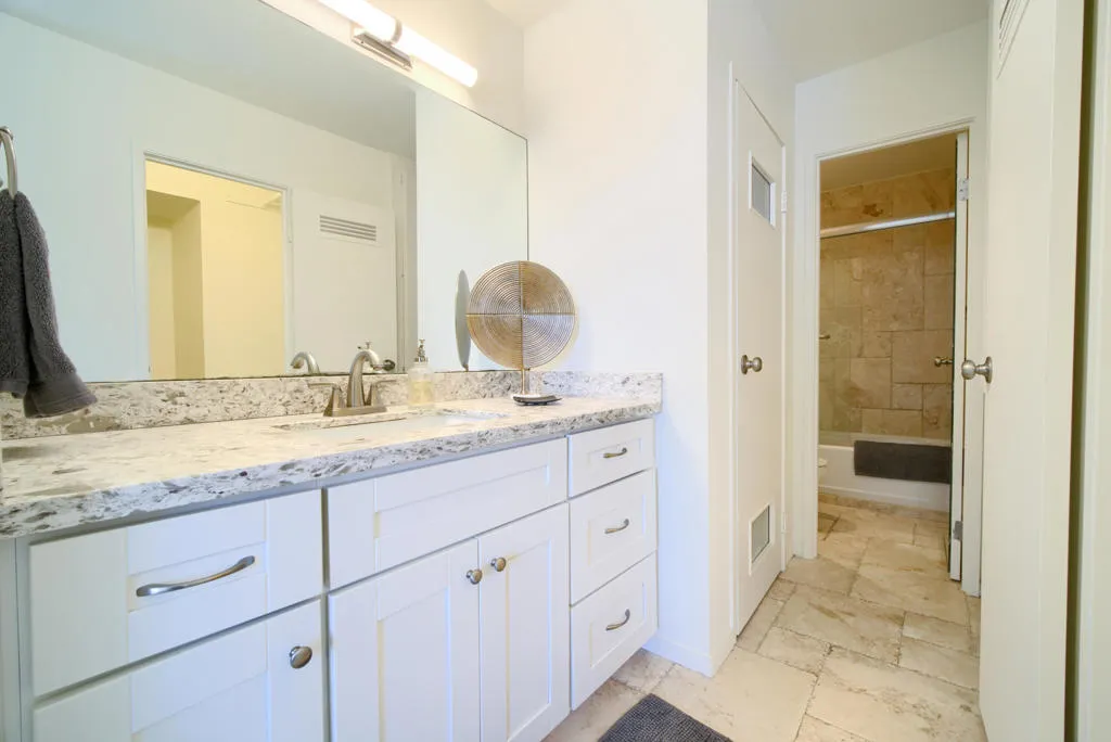 1750 E Ocean Boulevard 903, Long Beach, California 90802 home-pic-8