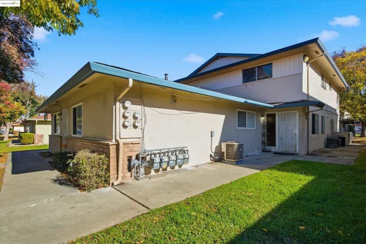 2301 Peppertree Way 3, Antioch, California 94509