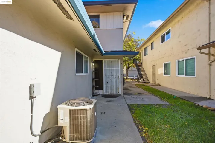 2301 Peppertree Way 3, Antioch, California 94509