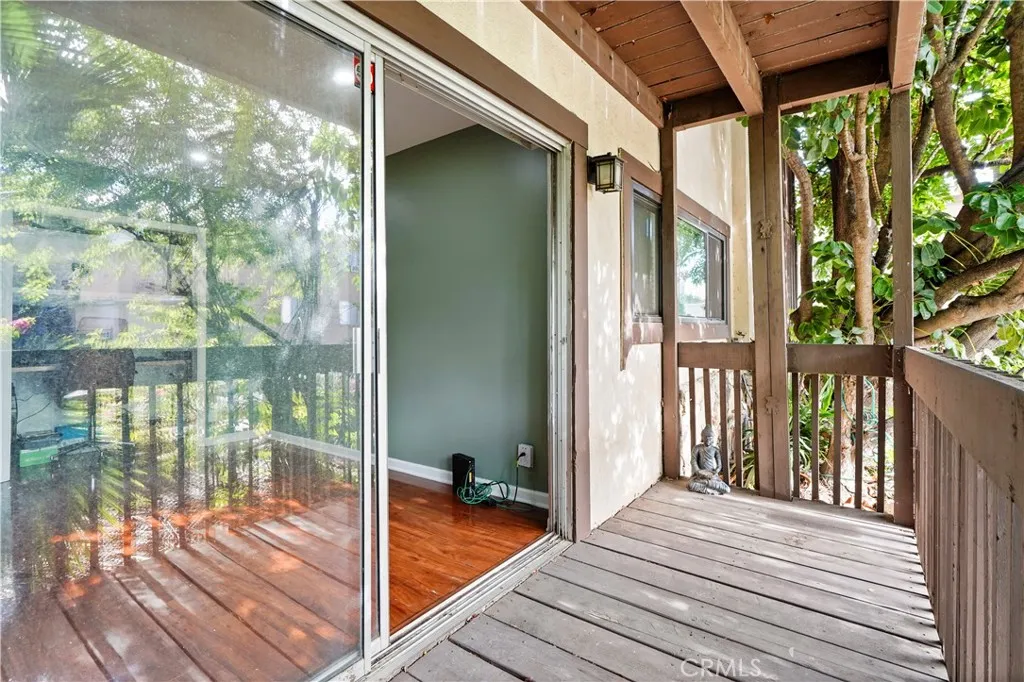 15457 Moorpark Street 1, Sherman Oaks, California 91403 home-pic-23