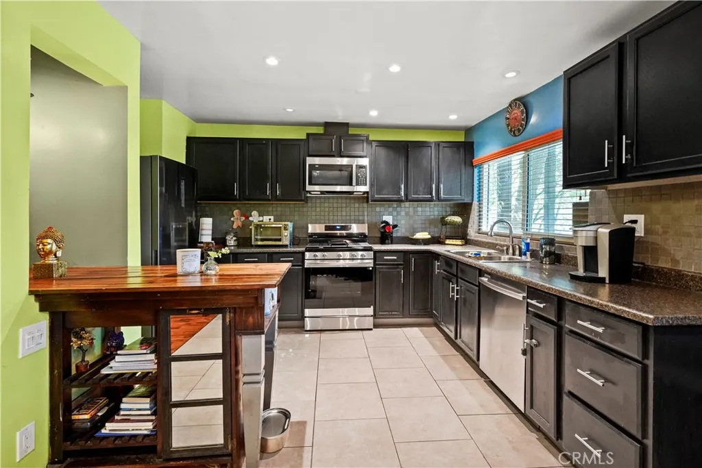 15457 Moorpark Street 1, Sherman Oaks, California 91403 home-pic-9