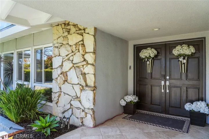 Double door entry - exterior