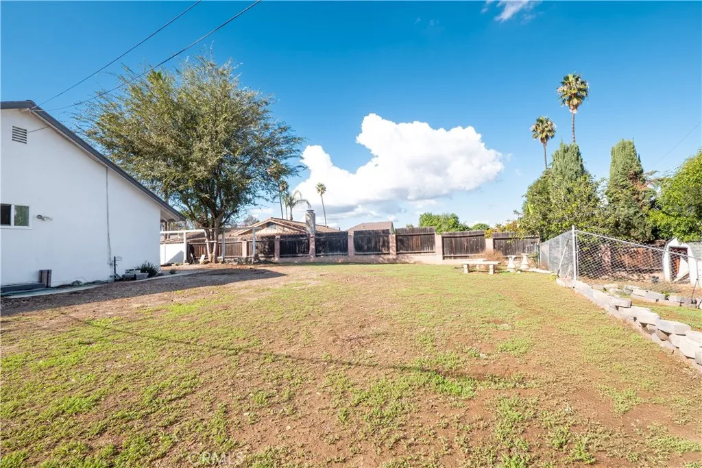 1911 Pine Crest Drive, Corona, California 92882 home-pic-34