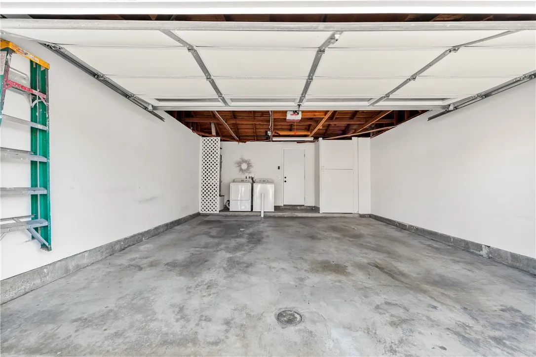 18576 Vallarta, Huntington Beach, California 92646 home-pic-61