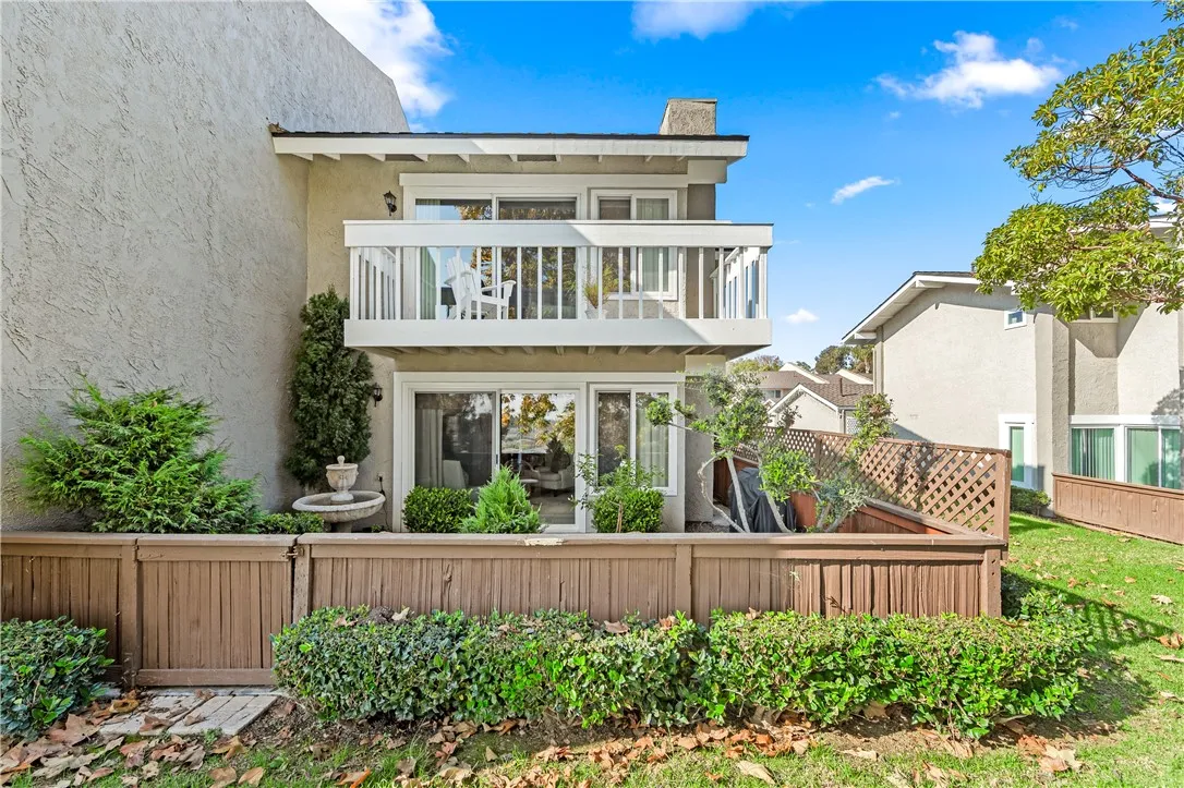 18576 Vallarta, Huntington Beach, California 92646 home-pic-57