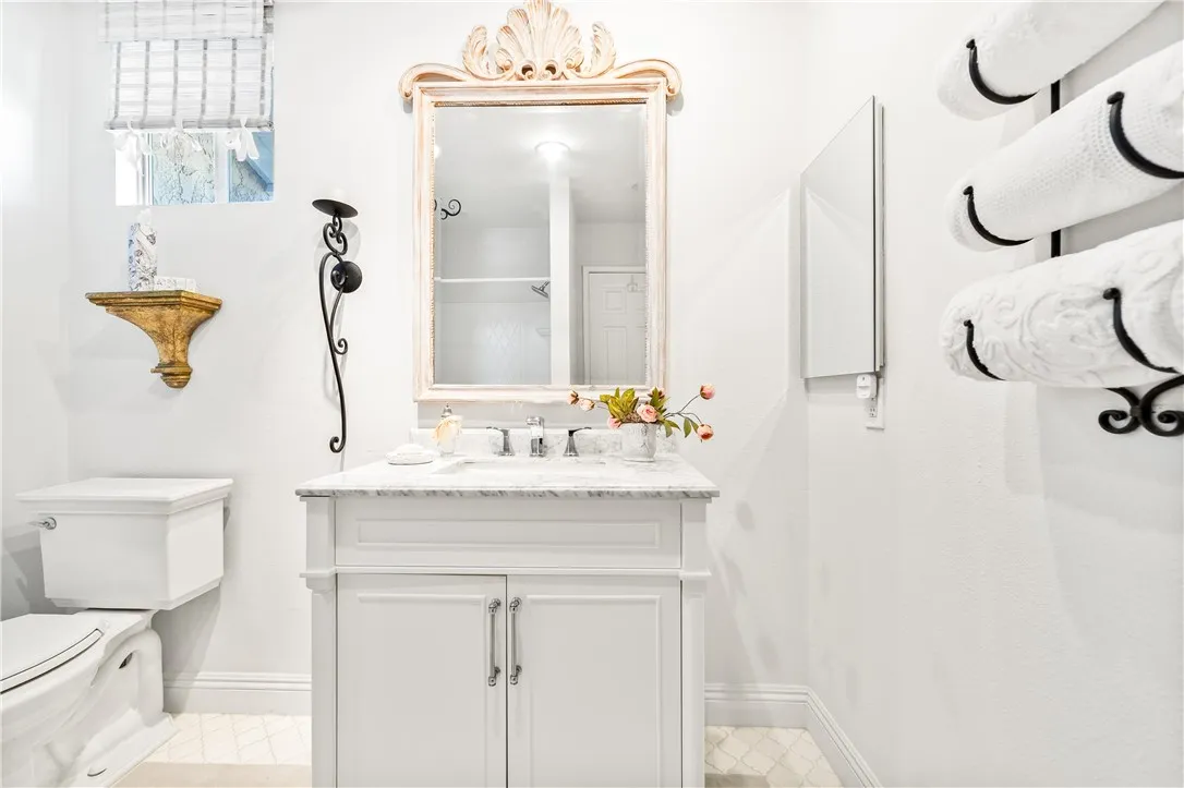 18576 Vallarta, Huntington Beach, California 92646 home-pic-34