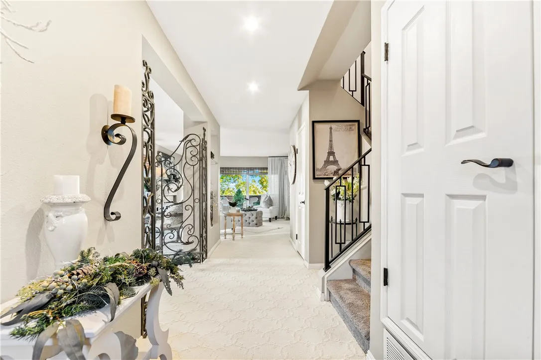 18576 Vallarta, Huntington Beach, California 92646 home-pic-4