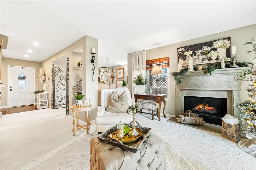 18576 Vallarta, Huntington Beach, California 92646 home-pic-23
