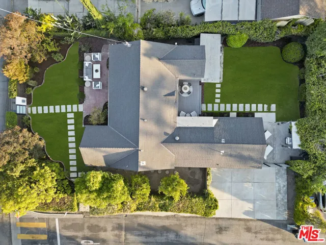 11700 Huston Street, Valley Village, California 91607