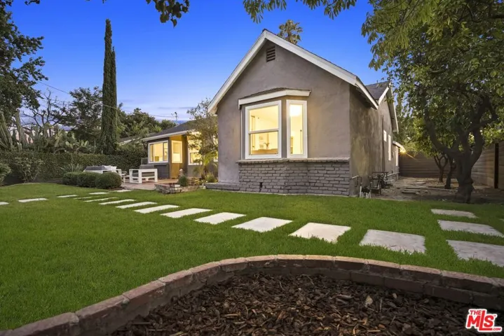 11700 Huston Street, Valley Village, California 91607