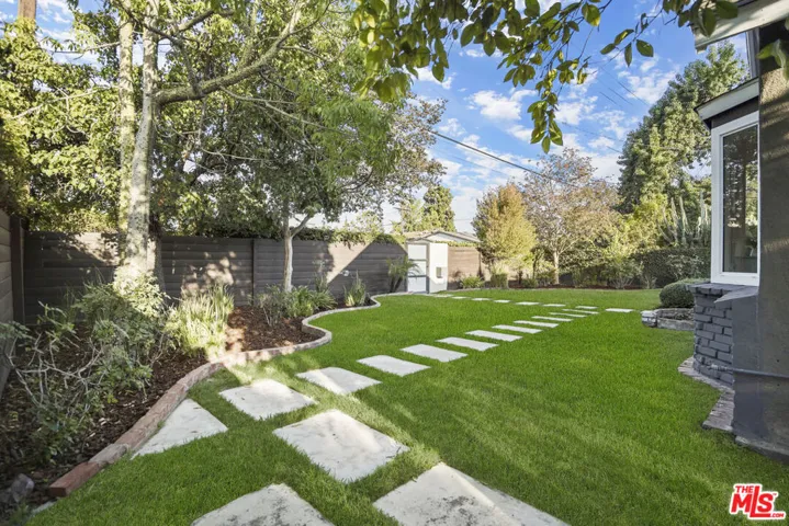 11700 Huston Street, Valley Village, California 91607