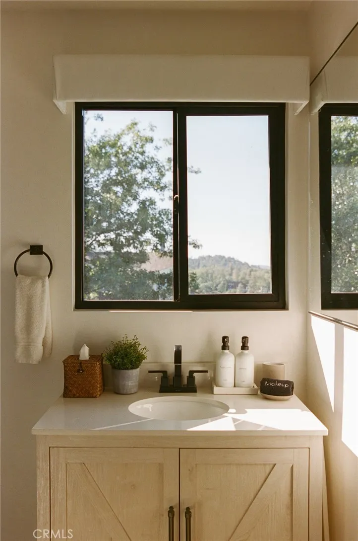 481 Heliotrope Drive, Lake Arrowhead, California 92352 home-pic-50