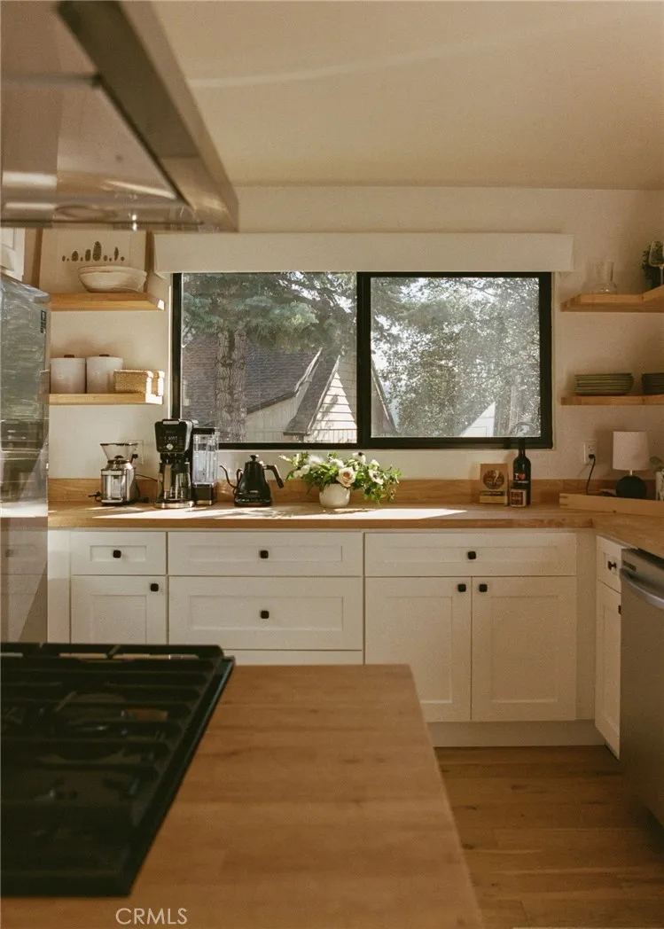 481 Heliotrope Drive, Lake Arrowhead, California 92352 home-pic-21