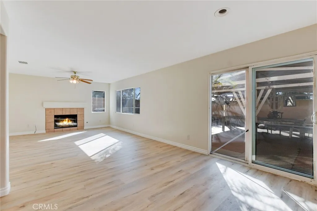 5244 Holstein, Jurupa Valley, California 92509 home-pic-17