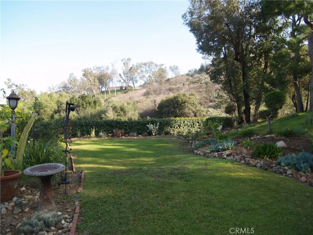 1346 S South Hills Drive, West Covina, California 91791 home-pic-36