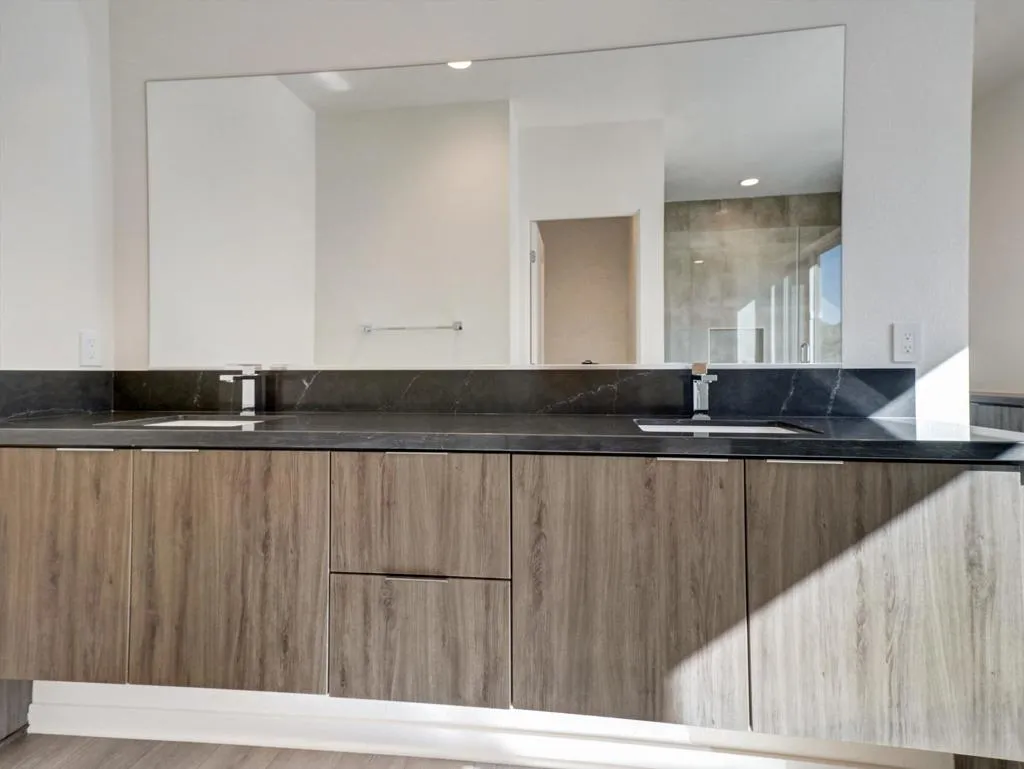 766 Obsidian Loop E Loop E 64, Palm Springs, California 92264 home-pic-18
