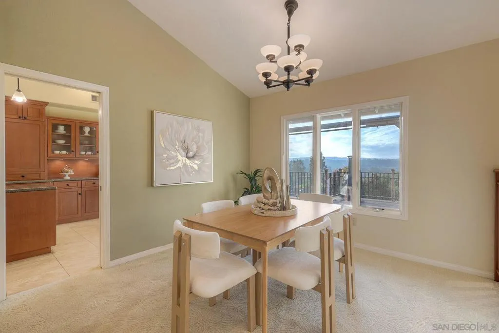 14036 Tierra Bonita Road, Poway, California 92064 home-pic-7