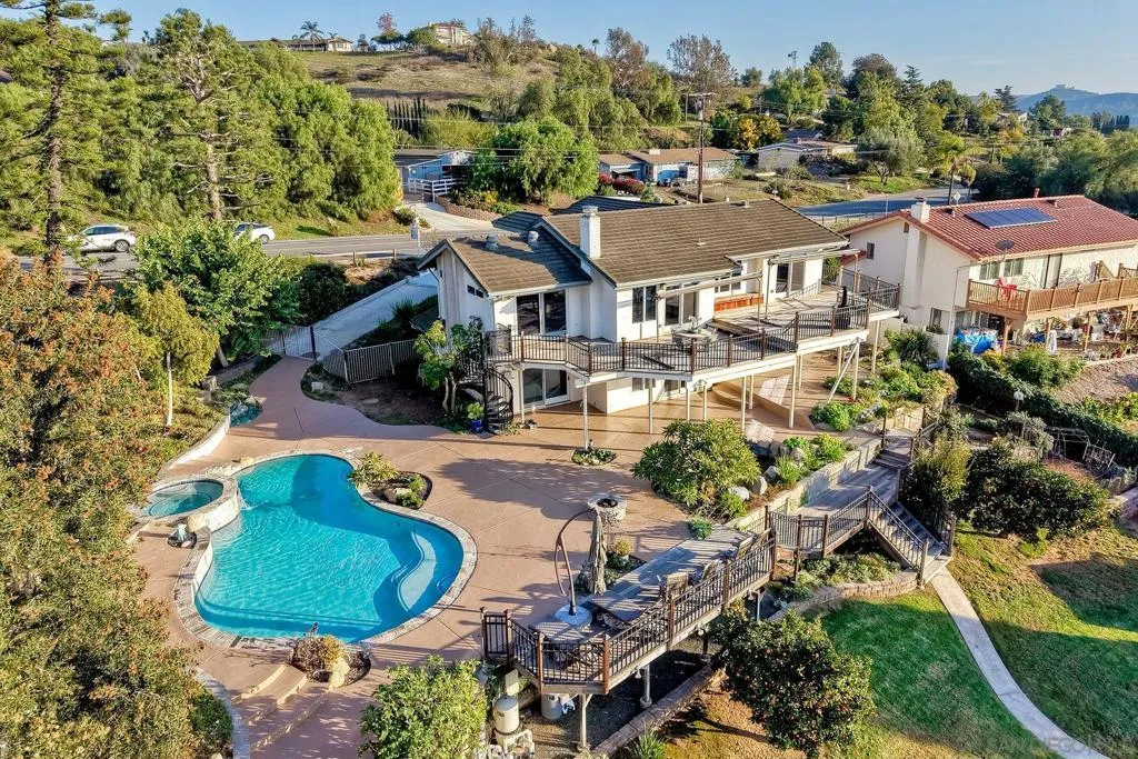 14036 Tierra Bonita Road, Poway, California 92064 home-pic-24