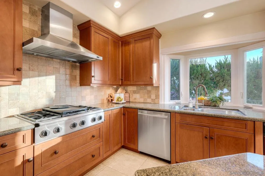 14036 Tierra Bonita Road, Poway, California 92064 home-pic-13