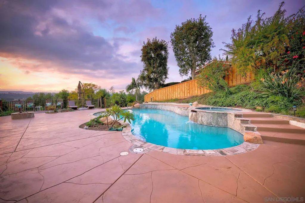 14036 Tierra Bonita Road, Poway, California 92064 home-pic-16