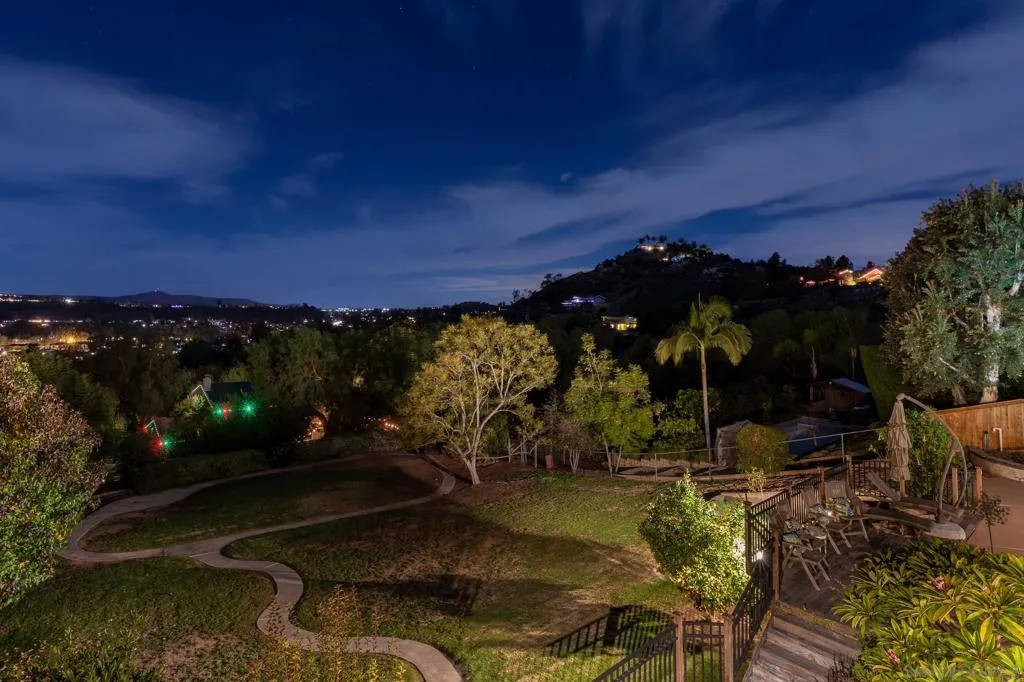 14036 Tierra Bonita Road, Poway, California 92064 home-pic-25