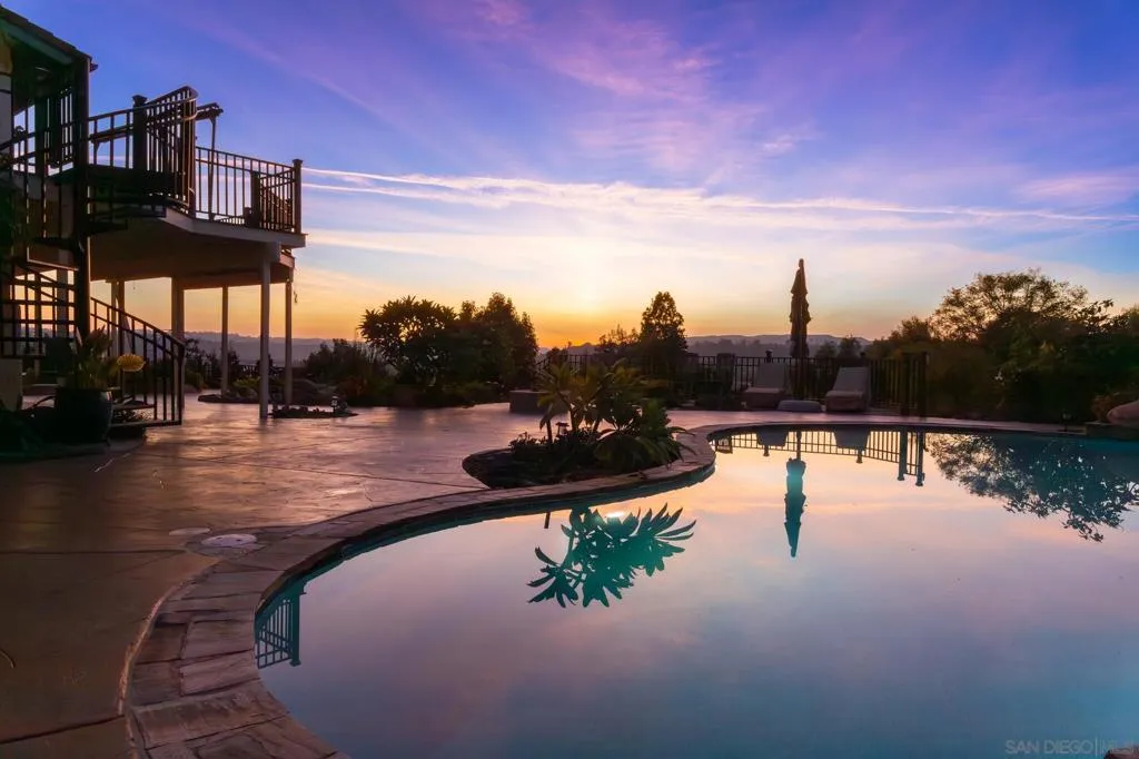 14036 Tierra Bonita Road, Poway, California 92064 home-pic-2