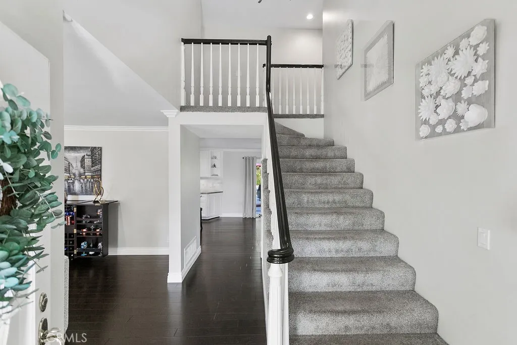 1761 N Silverwood, Orange, California 92865 home-pic-3