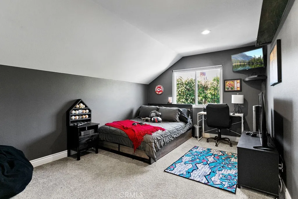 1761 N Silverwood, Orange, California 92865 home-pic-21