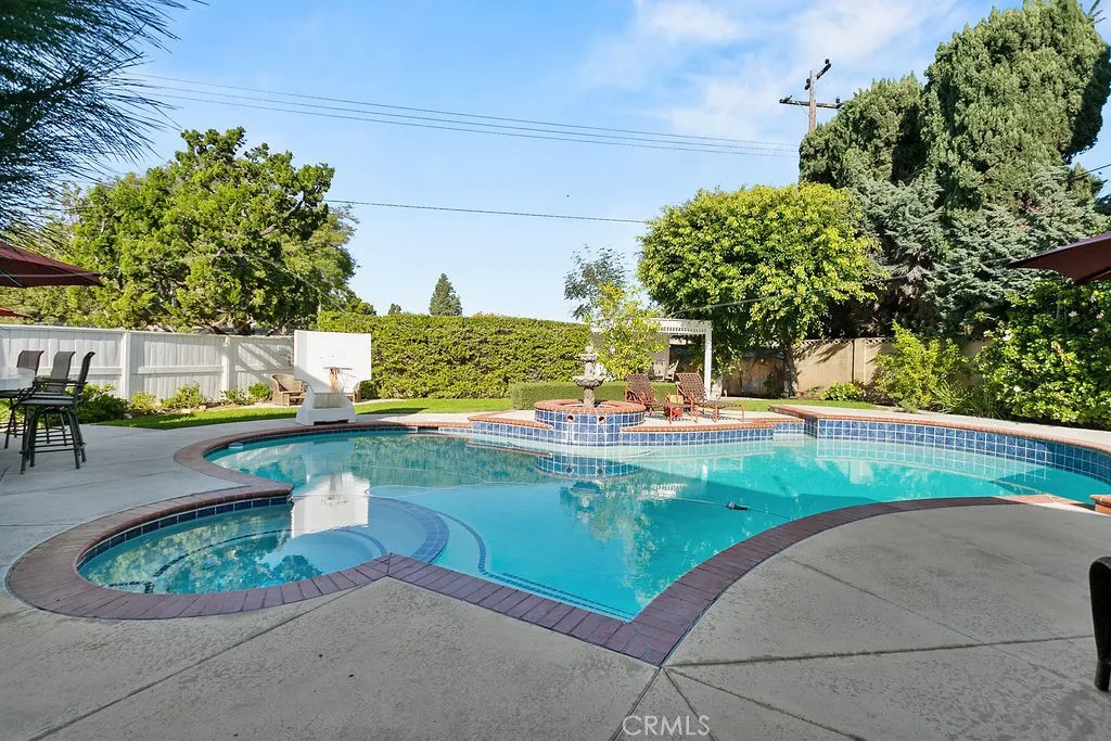 1761 N Silverwood, Orange, California 92865 home-pic-30