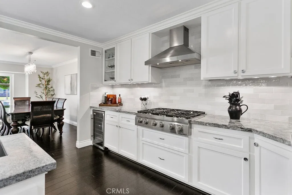 1761 N Silverwood, Orange, California 92865 home-pic-9