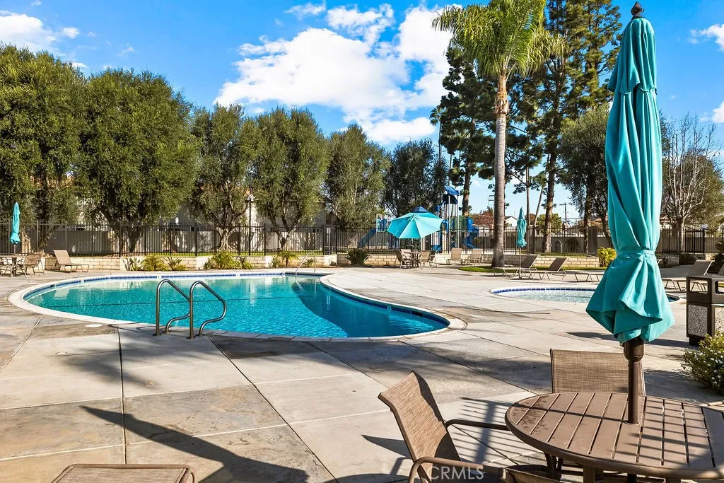 19844 Berkshire, Huntington Beach, California 92646 home-pic-31