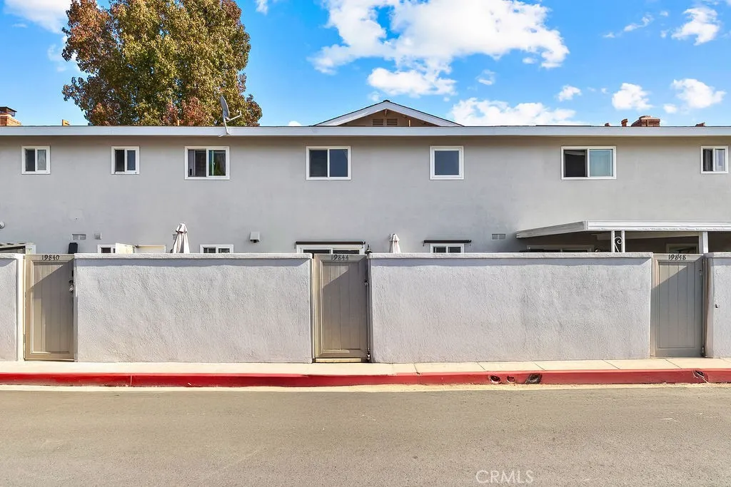 19844 Berkshire, Huntington Beach, California 92646 home-pic-25
