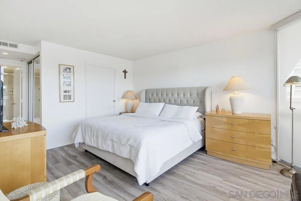 1820 Avenida Del Mundo 108, Coronado, California 92118 home-pic-32