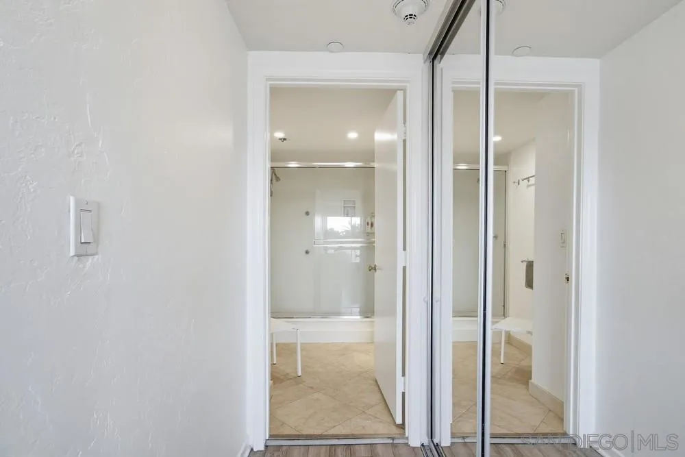 1820 Avenida Del Mundo 108, Coronado, California 92118 home-pic-36