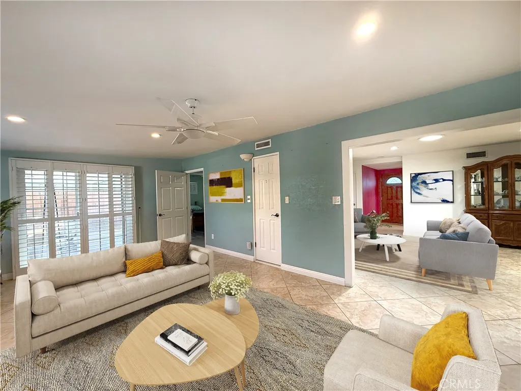 12349 Crepe Myrtle Avenue, Chino, California 91710 home-pic-1
