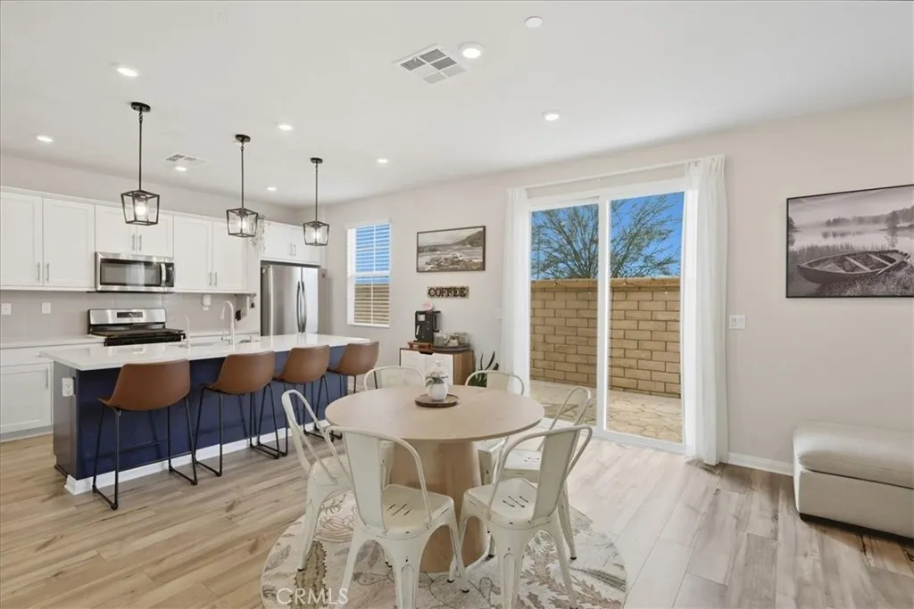 26960 Red Dr, Menifee, California 92585 home-pic-11