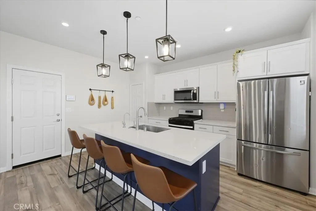 26960 Red Dr, Menifee, California 92585 home-pic-15